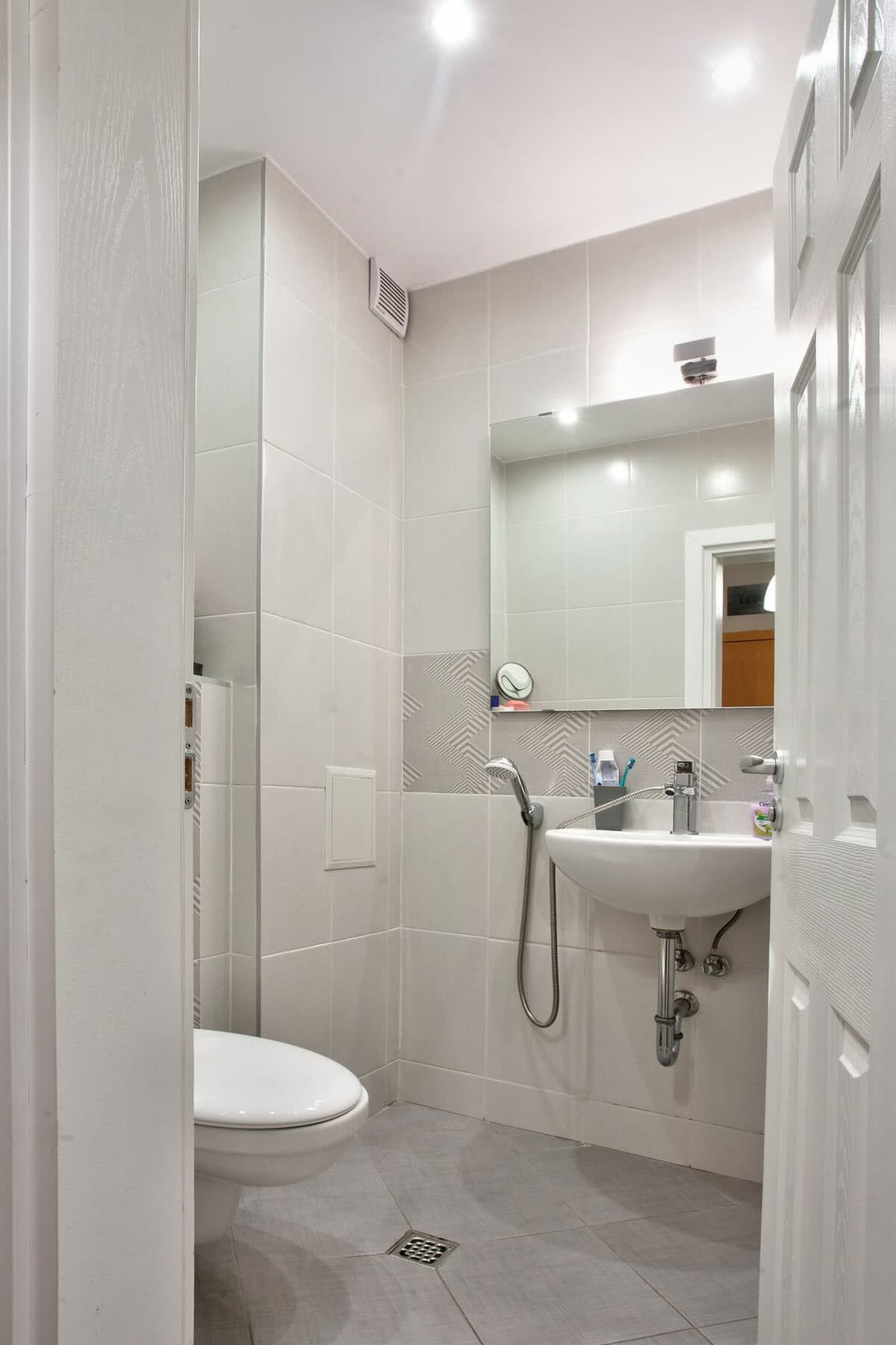 City Nest 1BD in Lozenets - Photo 14