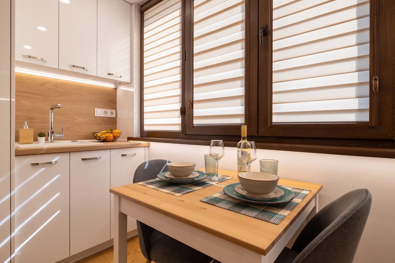 Luxury Studio Living with Top Location - Photo 10