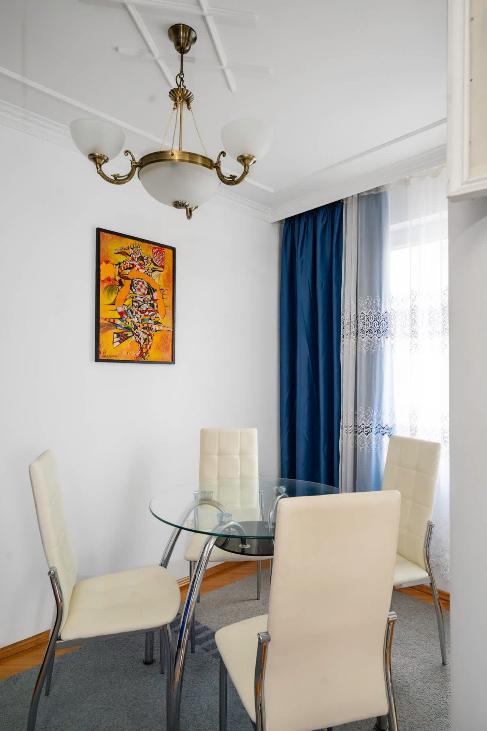 Cozy 2BD Apartment close to South Park - Photo 26