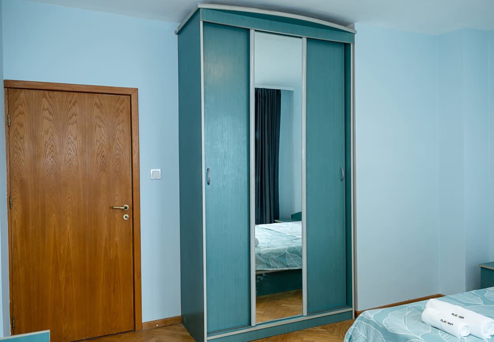 3BD Maisonette with Sea Views - Next to Sea Garden - Photo 30