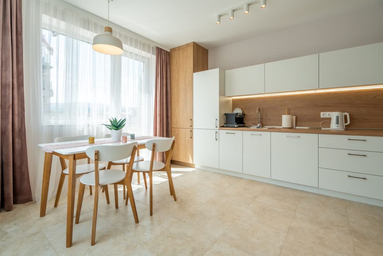 Fusion Finesse - 2BD with parking space - Photo 10