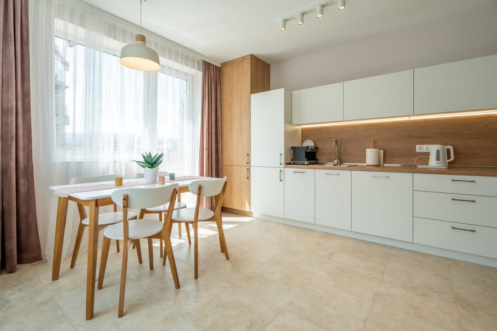 Fusion Finesse - 2BD with parking space - Photo 10