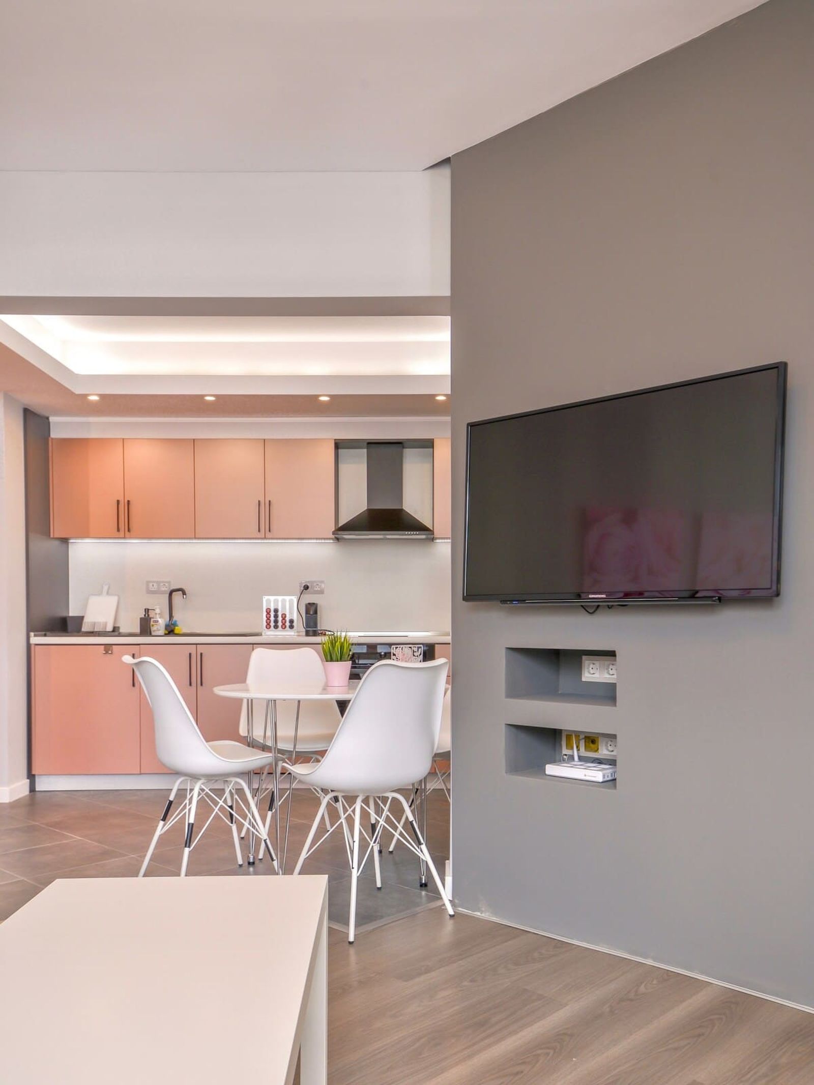 ROS? one bedroom designer apartment in city centre - Photo 10