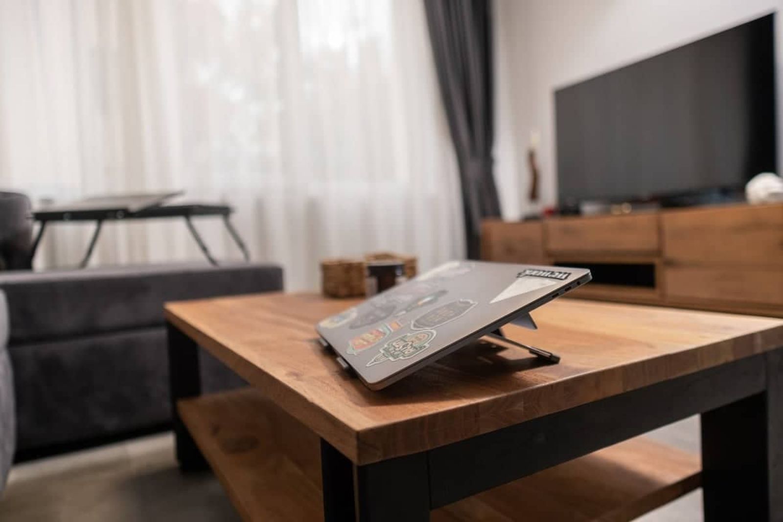 Central Plovdiv: Modern 1BR with Netflix &amp; Balcony - Cover Photo