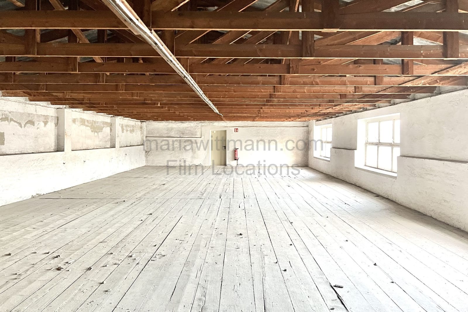 Location 365 - Photo 7