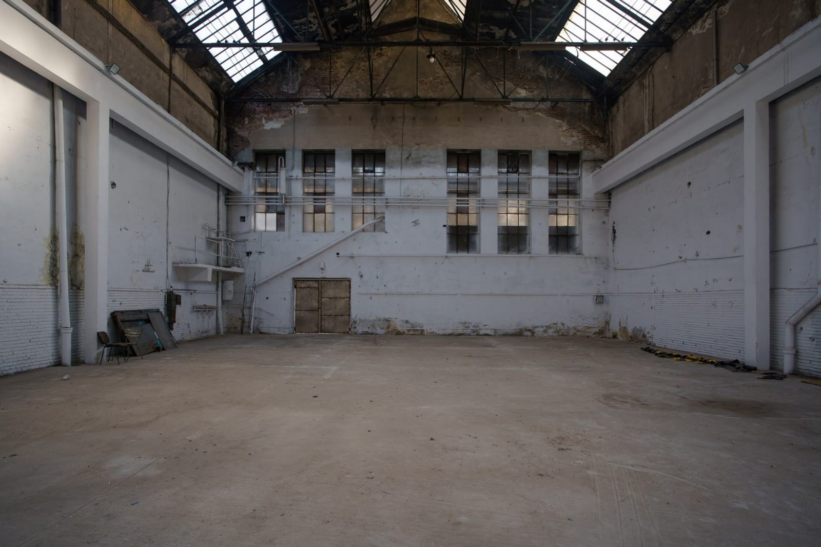 Abandoned Factory Bucharest - Photo 73