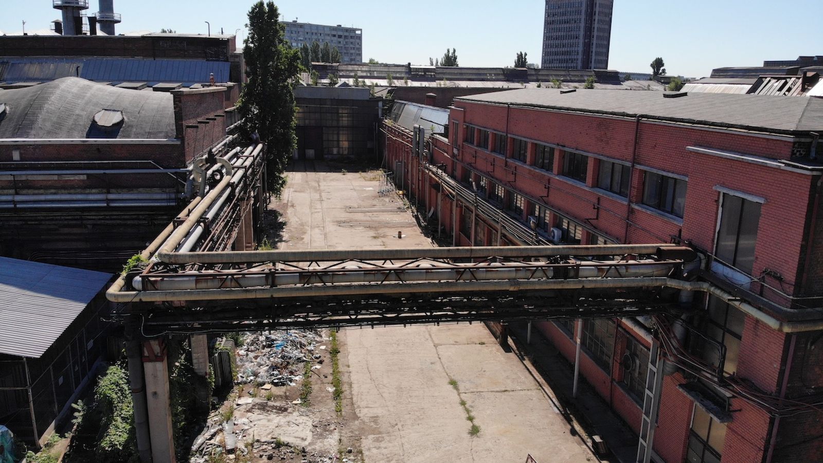 Abandoned Factory Bucharest - Photo 18