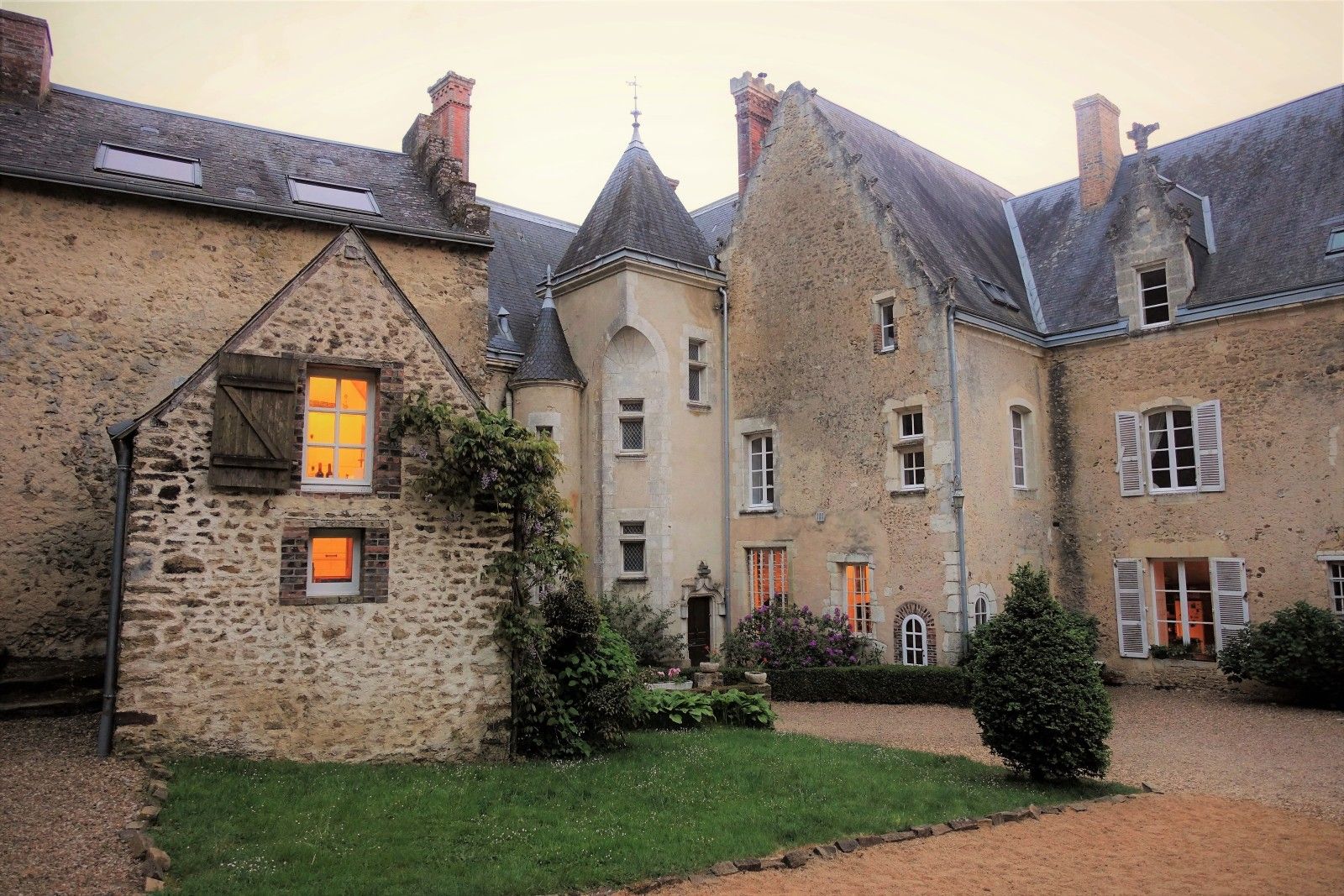 Authenticity and elegance in the Loire Valley, France - Photo 76
