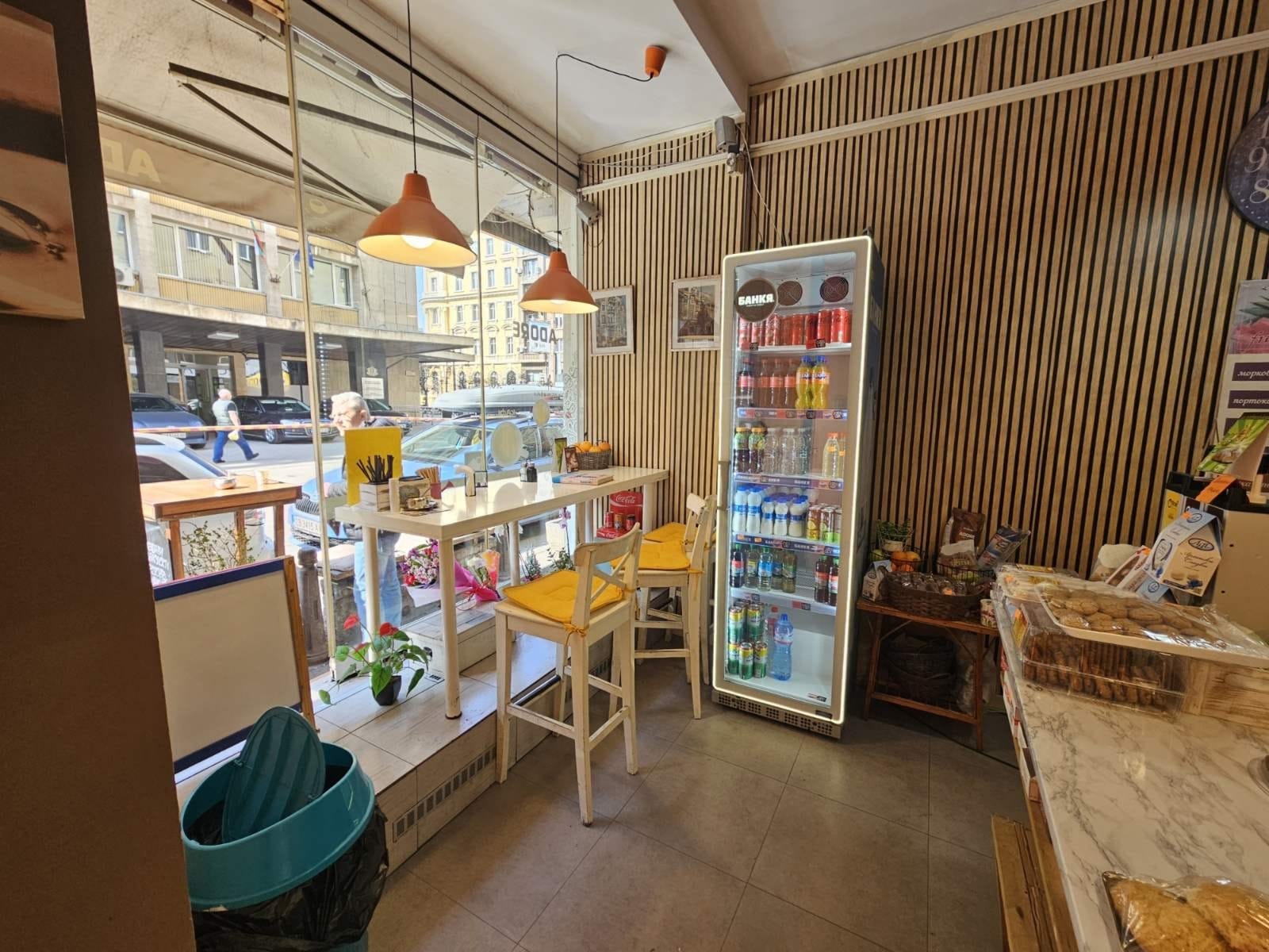 Coffee Shop in the Heart of Sofia - Photo 3
