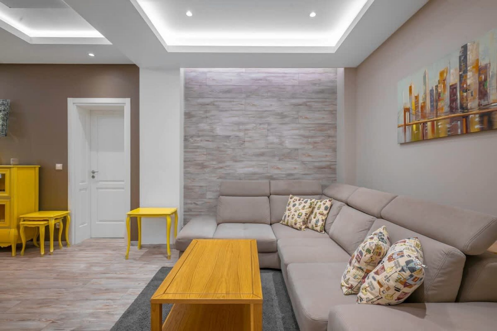 Elegant Escape in The Heart of The City - Photo 9