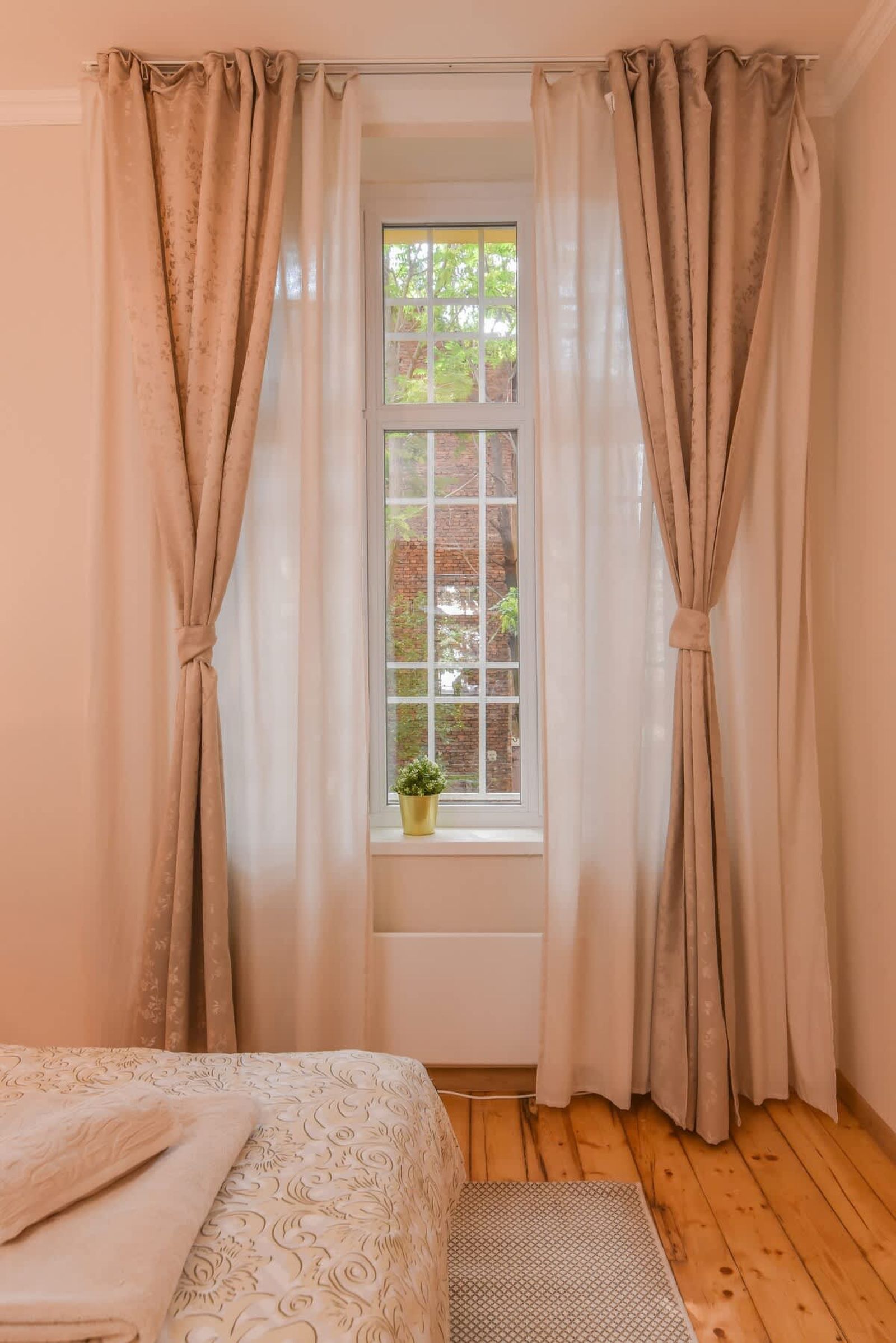 Spacious 2BD/2BA Flat near Serdika Metro &amp; History - Photo 9