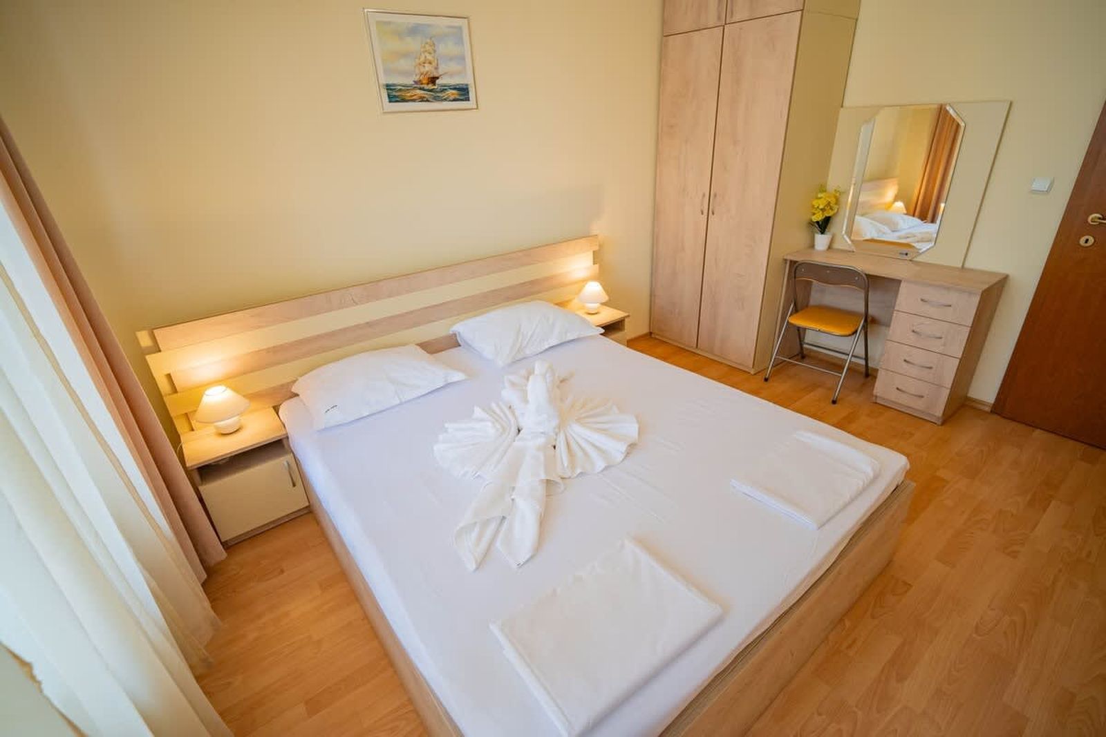 The Sea Balcony - 1BD Apartment by Flat Manager - Photo 8