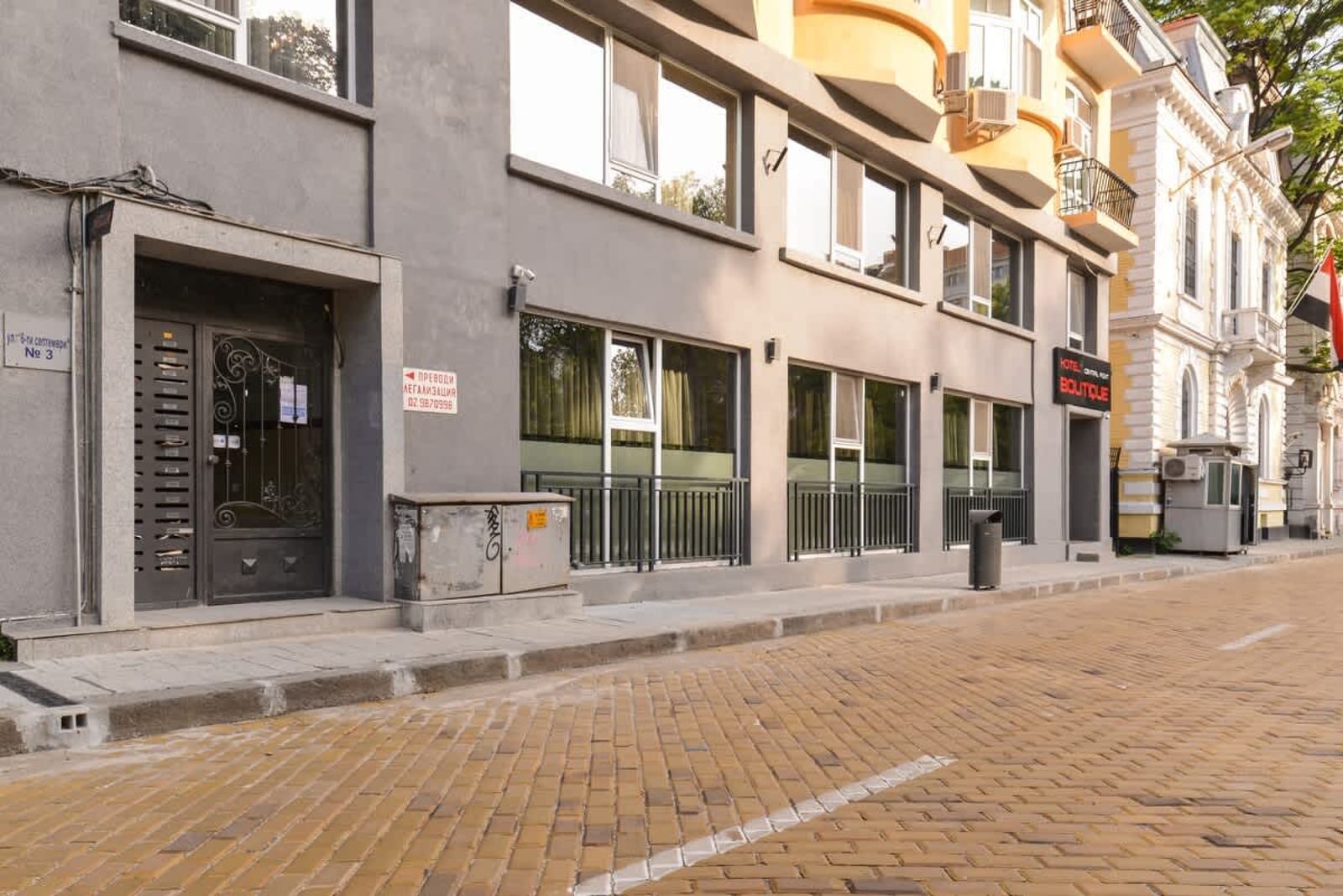 Mocca &amp; Cacao Studios - Crystal Garden, Center - Photo 5