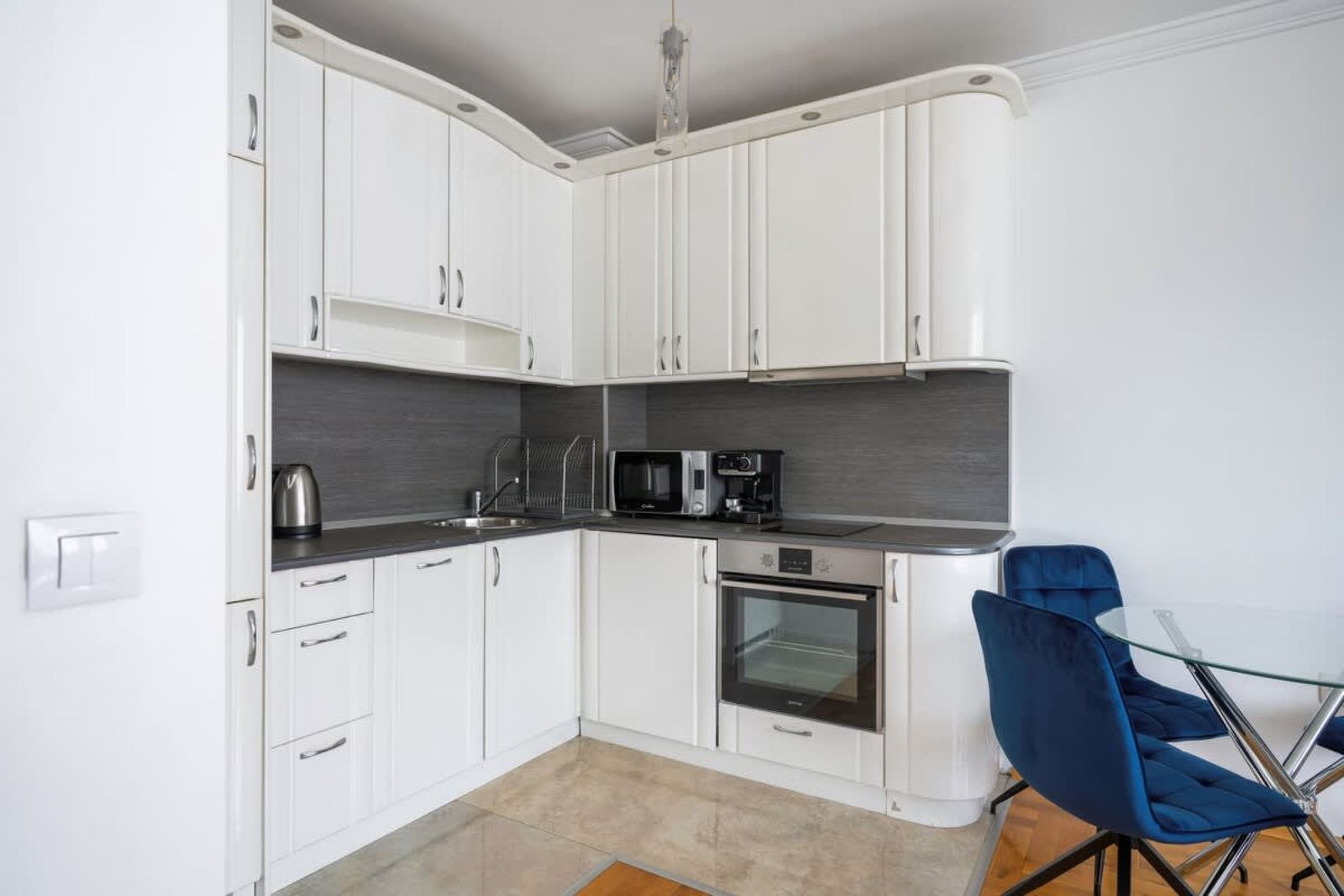 Modern Taste  2BD Central Flat in Sofia - Photo 10