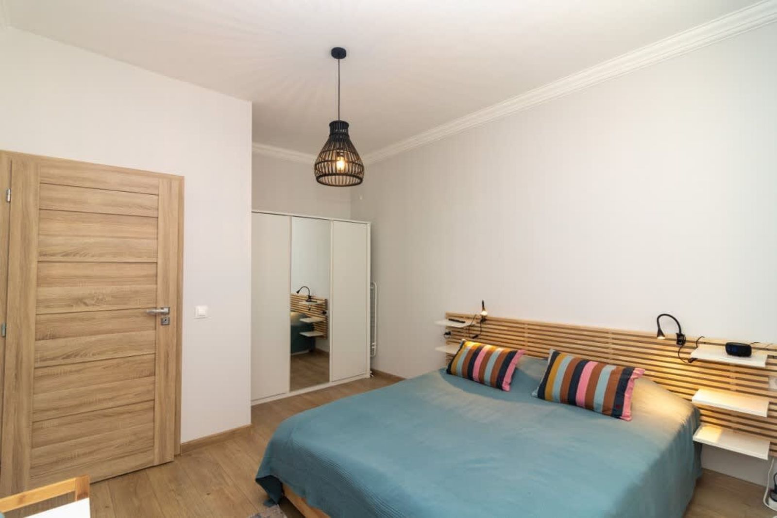 Charming City Gem with Central Location - Photo 8