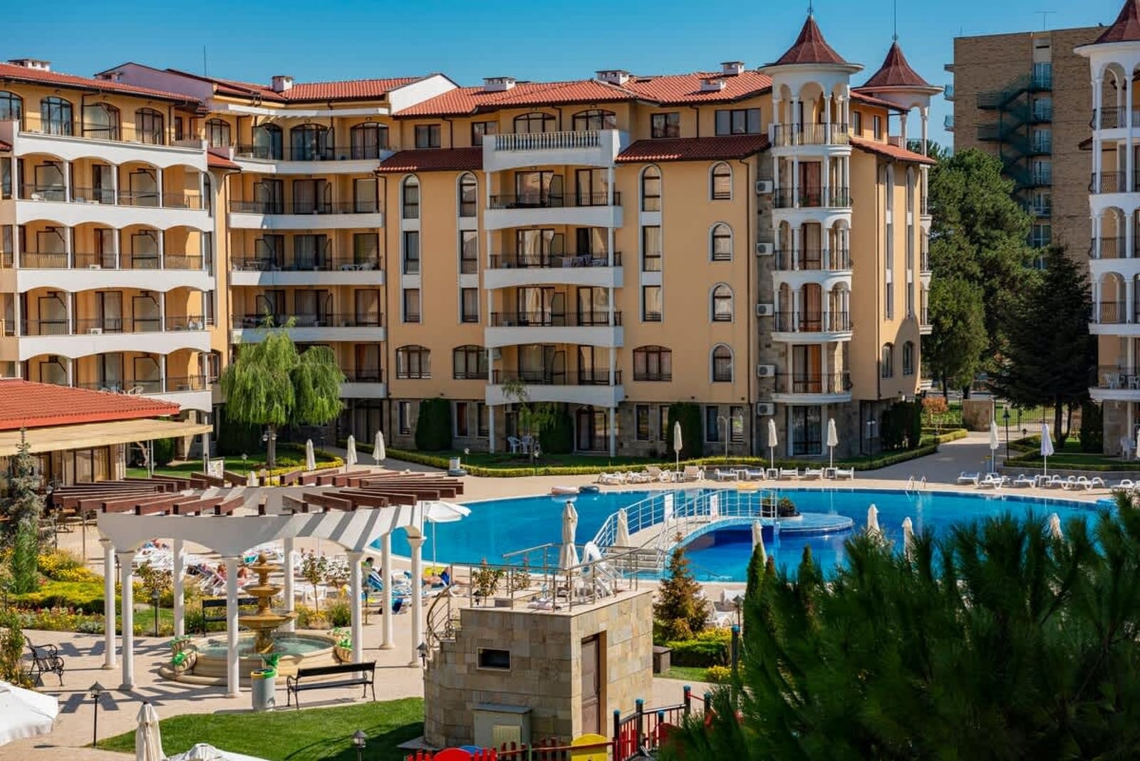 Suite apartment with balcony in Royal Sun - Photo 12