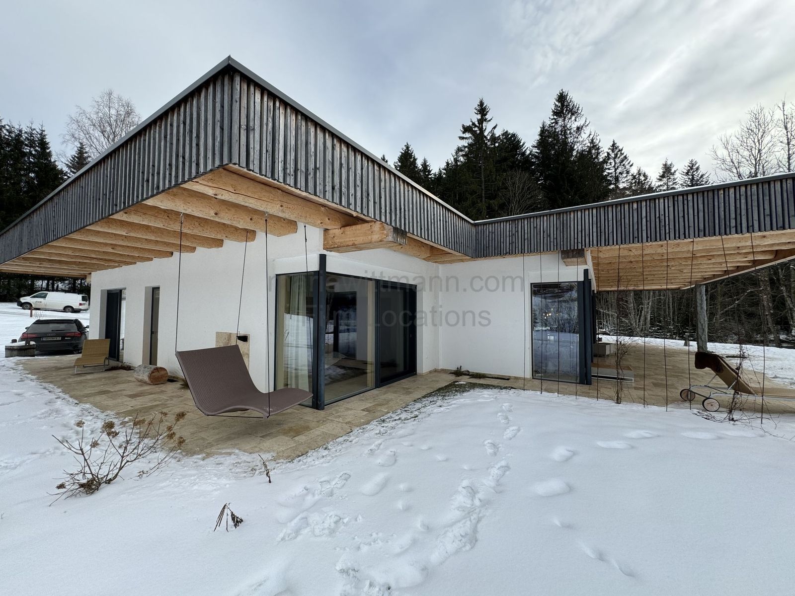 Location 268 - Cover Photo