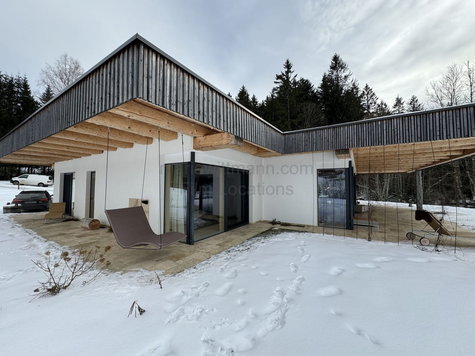 Location 268 - Cover Photo