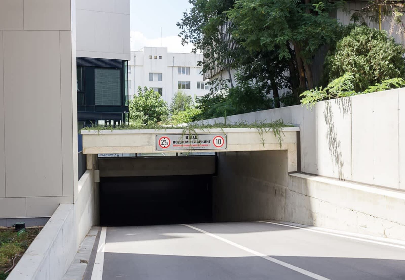 Sea View 1BD Modern Flat in Chayka - Photo 25