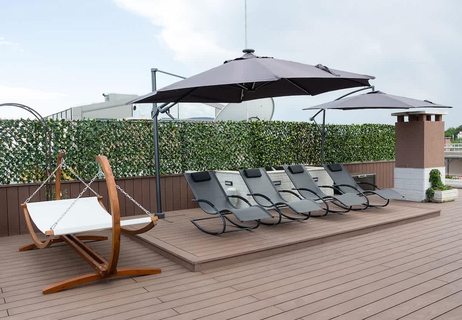 Under the Stars - Lux. Penthouse w/ POOL + Terrace - Cover Photo