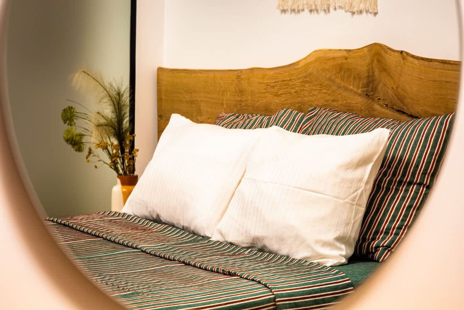 Chic and Charming 2BD Flat in the Heart of Plovdiv - Photo 22