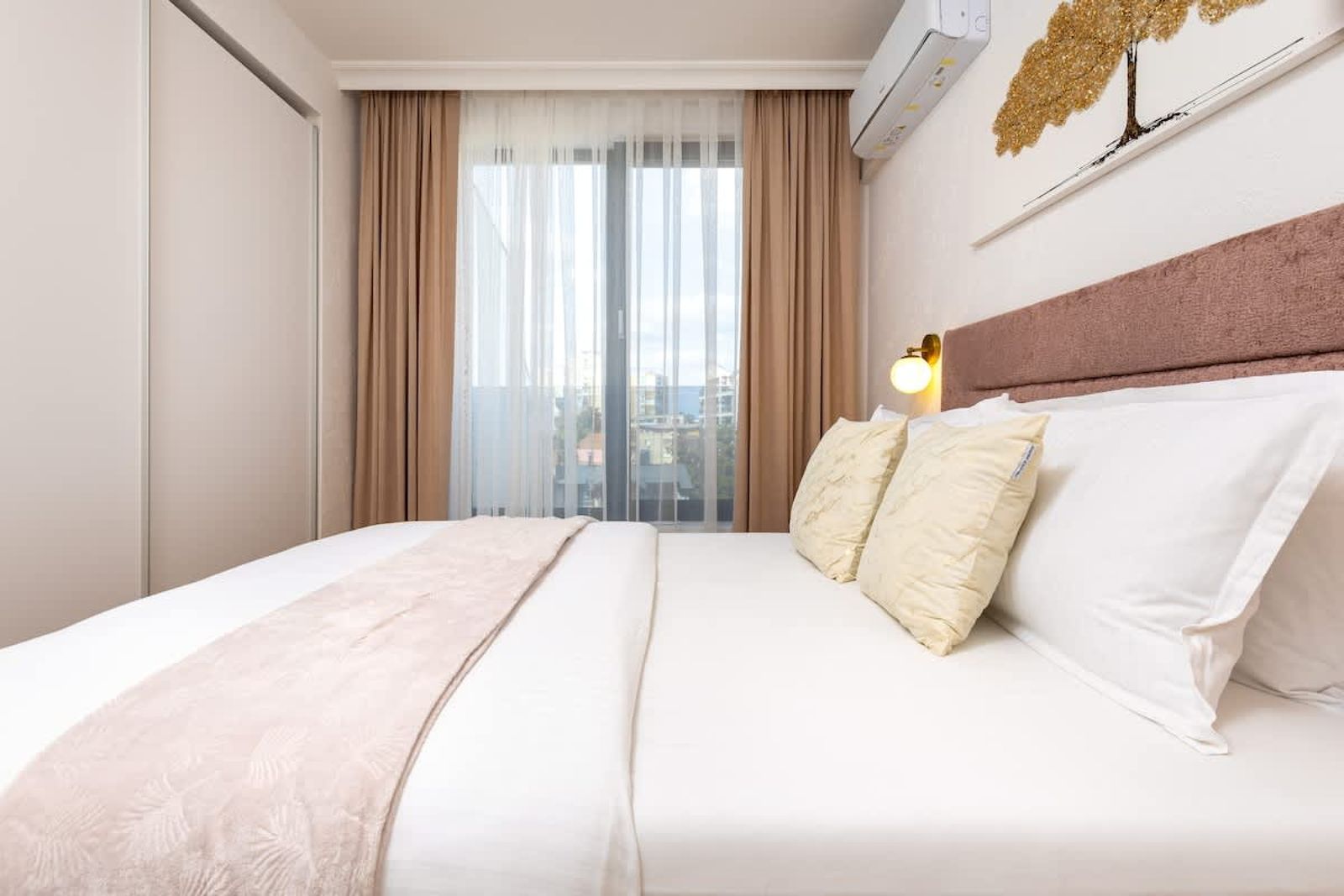 Stylish City Escape – 1BD Apt in Plovdiv - Photo 20