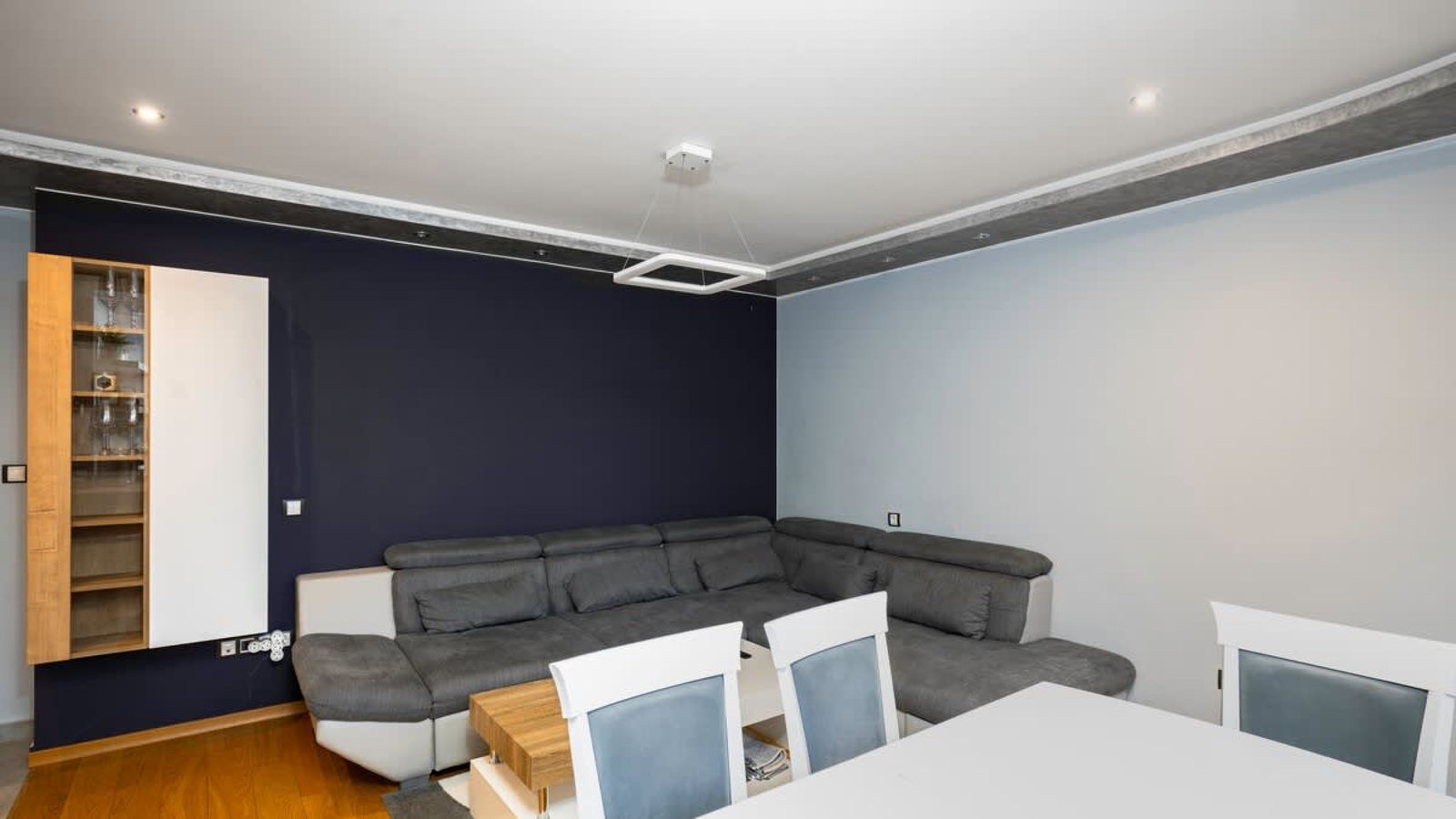 Modern 2BD in Mladost District | Free Parking - Photo 11