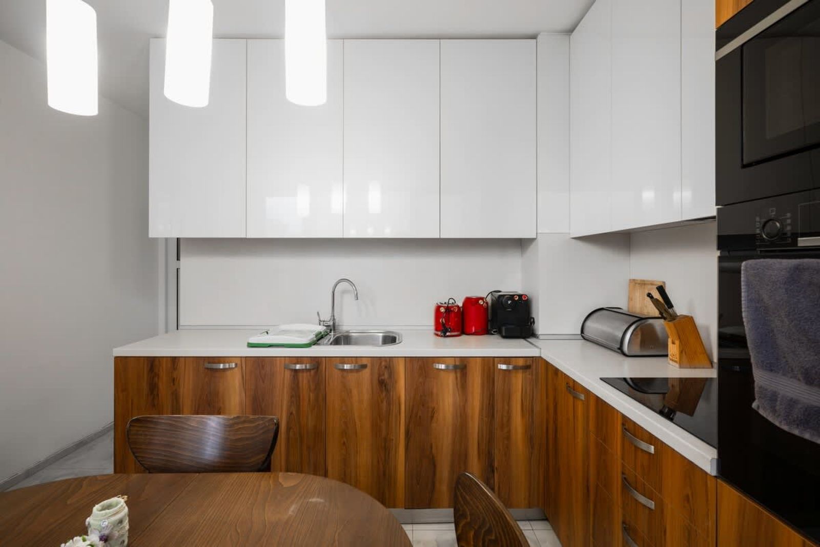 The Cosmopolitan Shine 1-BDR Pet-Friendly Flat - Photo 12