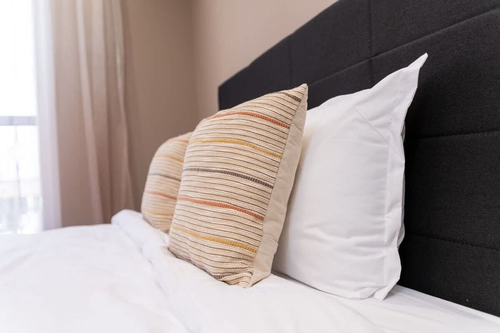 City Center Perfect 1-Bedroom Apartment - Photo 18