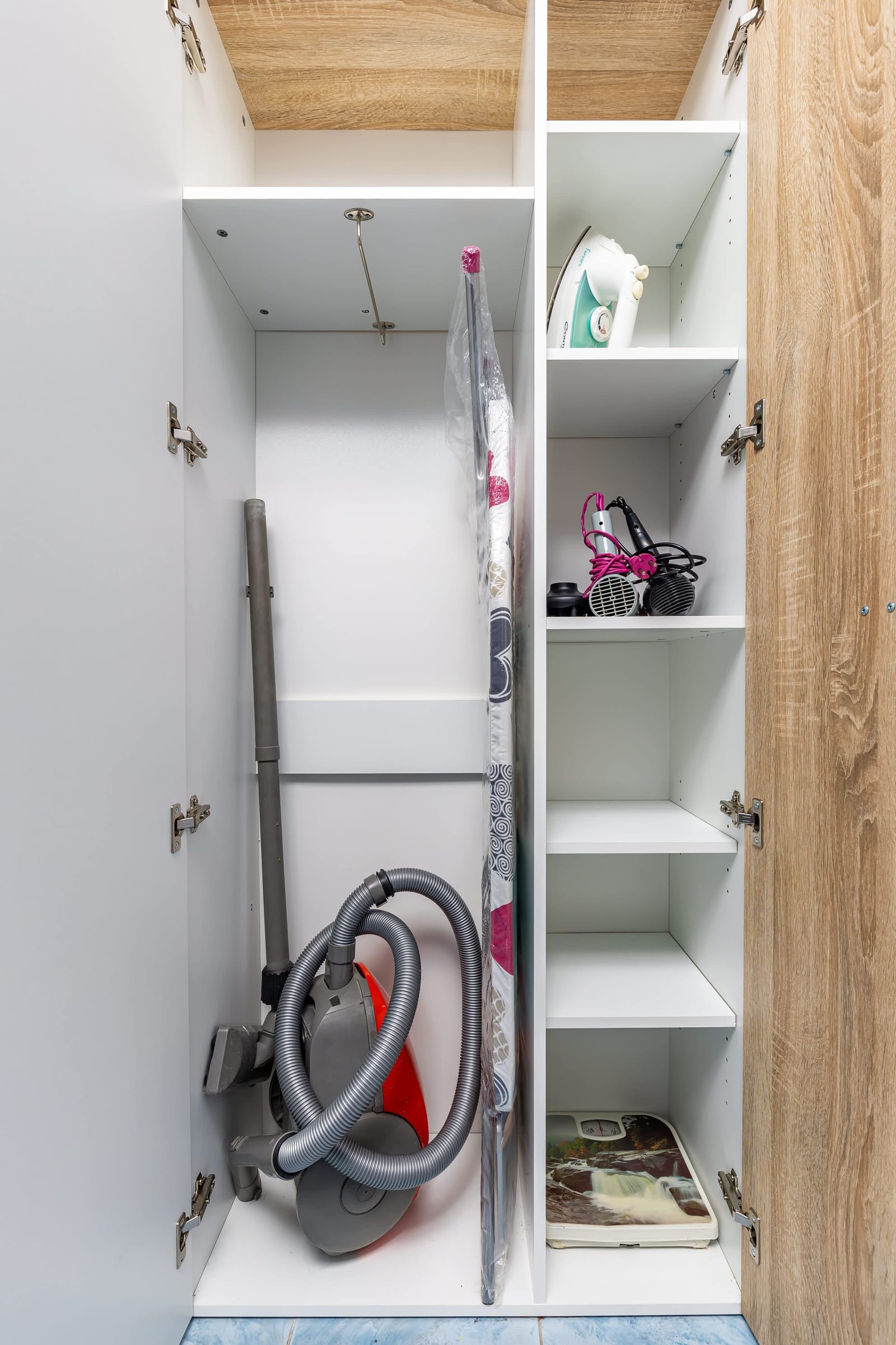 Cozy Floor from a House Near the City Center - Photo 25