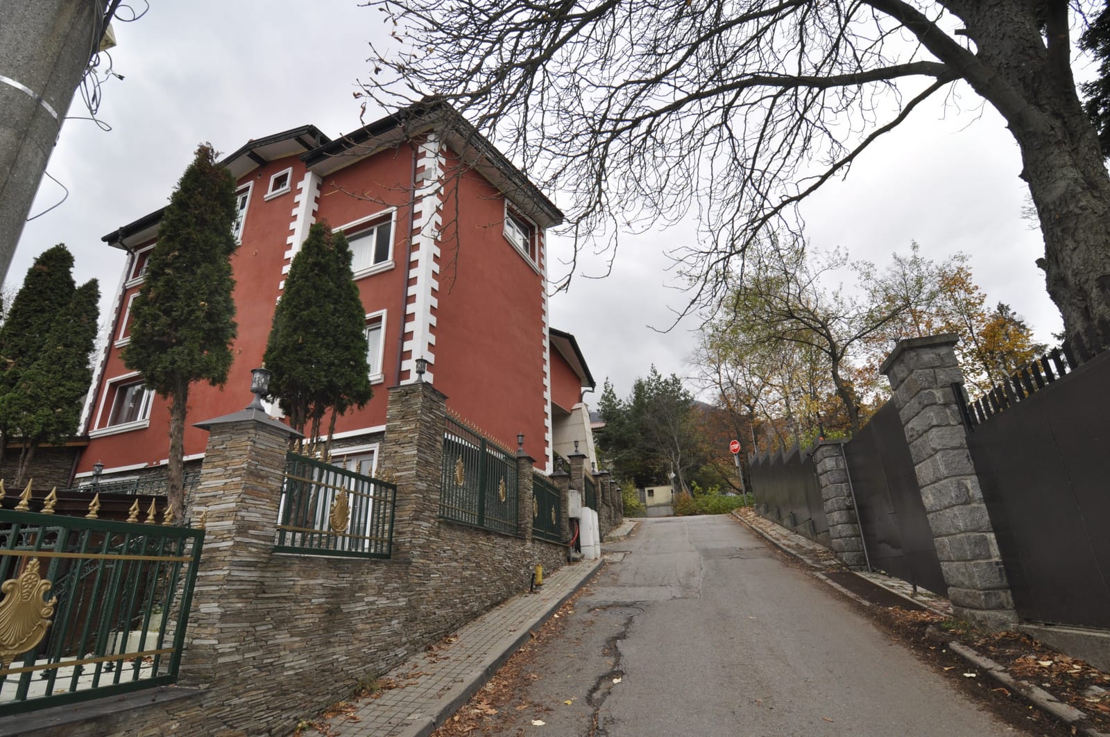 Vintage City Hotel in Sofia - Photo 2