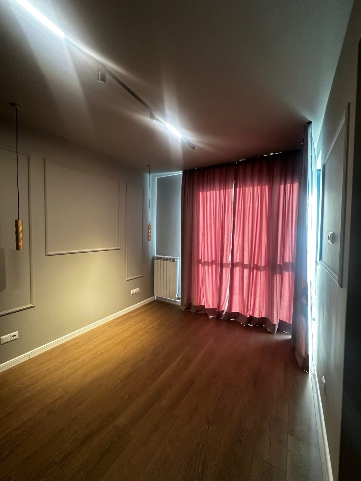 Filming Location Available – Two Modern Apartments with Stunning Mountain Views - Photo 17