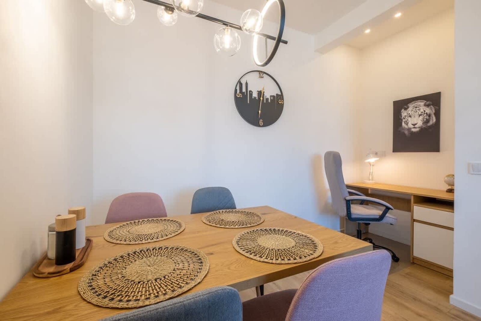 Bright Apartments – 2 Bedroom - Photo 15