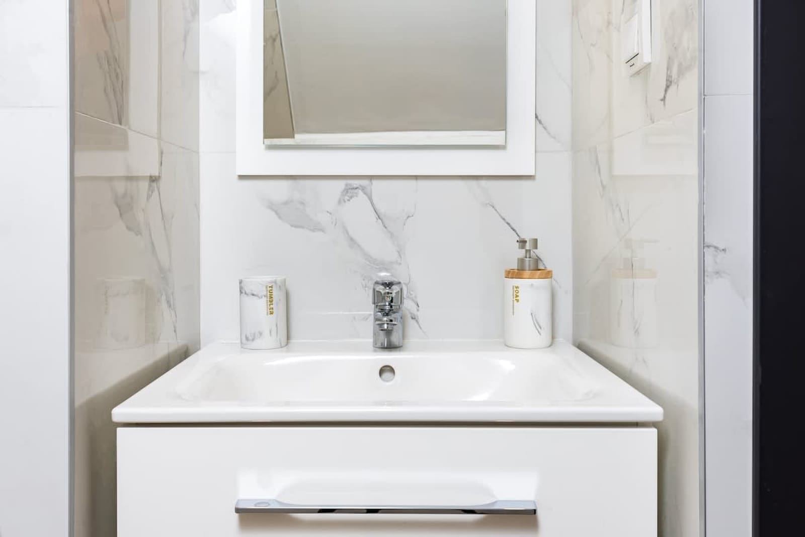 Central Apartments with Garden view - Apt No. 7 - Photo 19