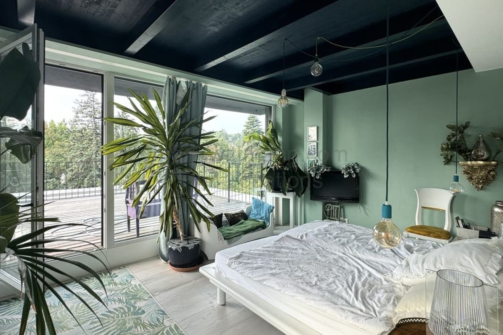 Location 271 - Photo 53