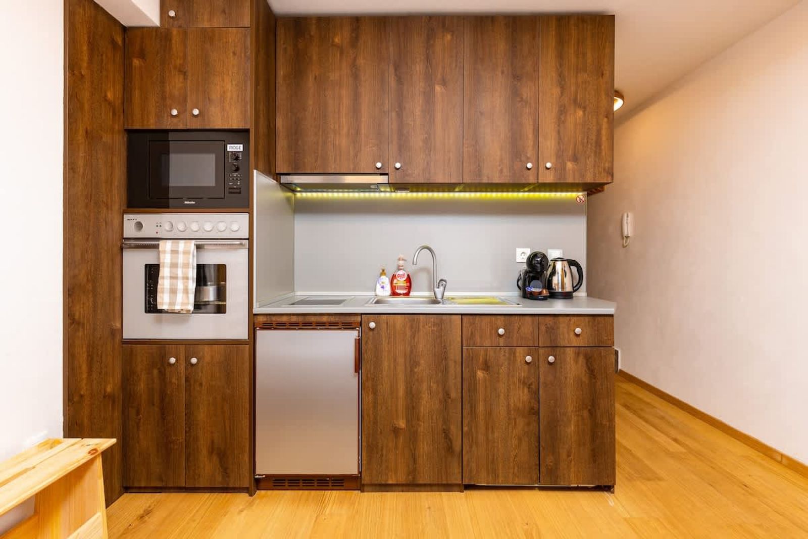 The Crash Pad Studio - Photo 2