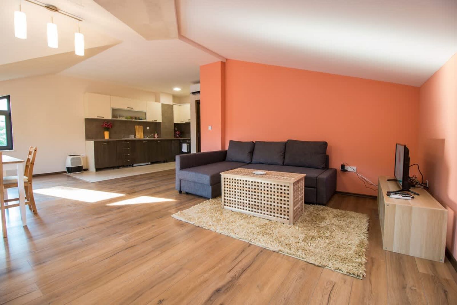 Spacious 2-BDR Loft in House - Old Town Plovdiv - Cover Photo