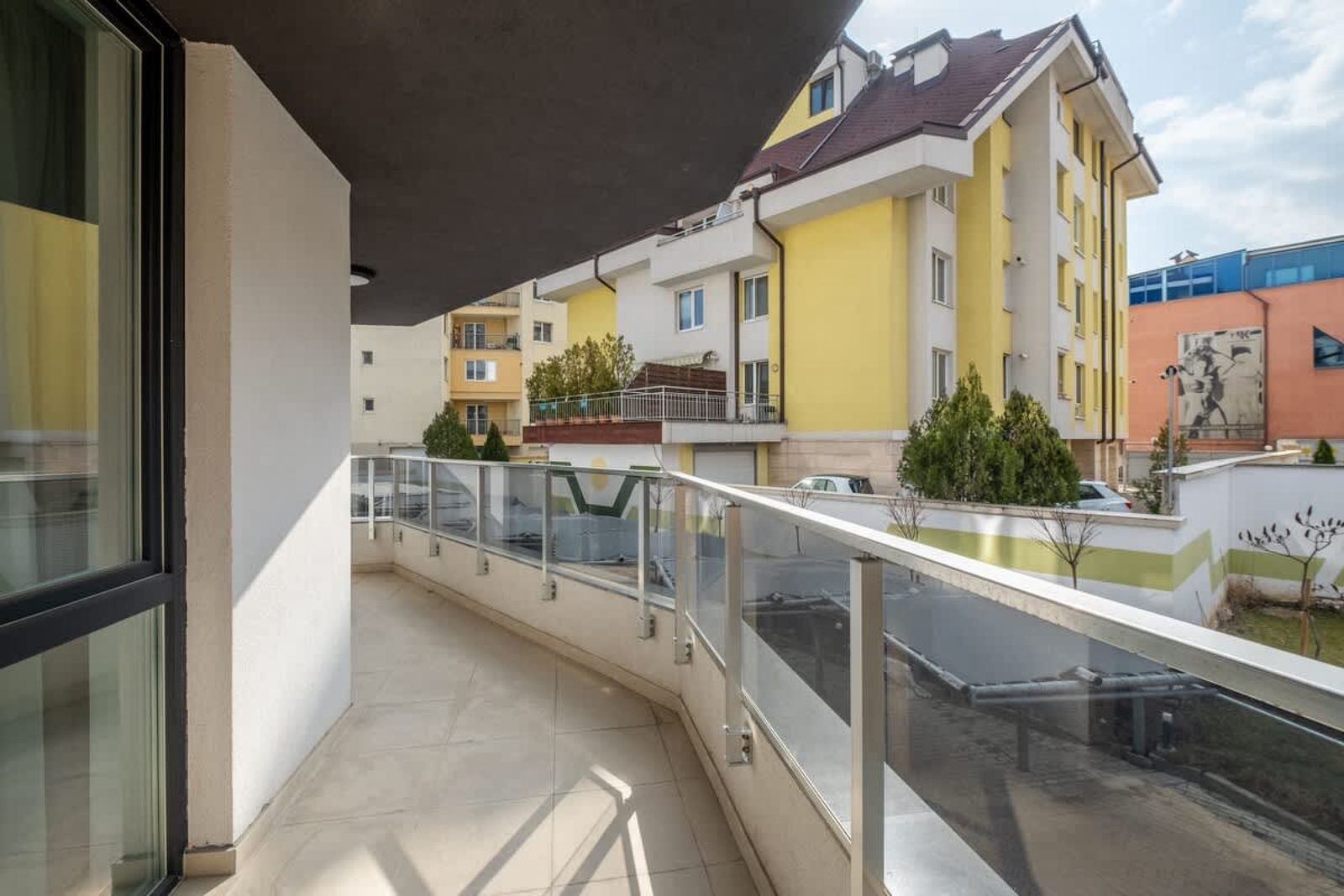 Elegant Deluxe - 2 Bedrooms apt. - Photo 23