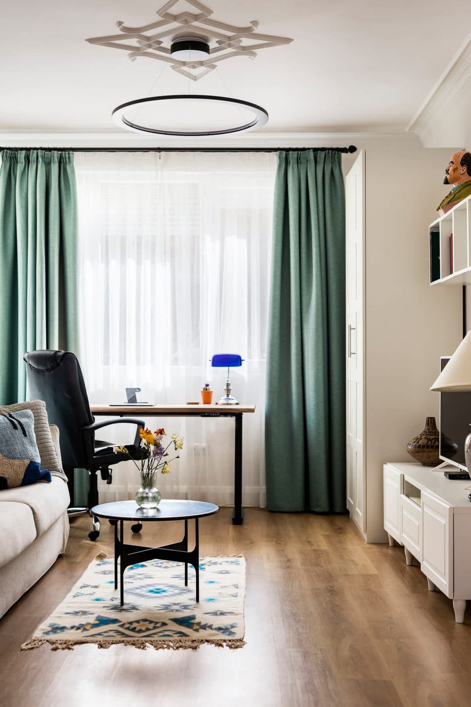 A French affair. With parking, style and elegance. - Photo 123