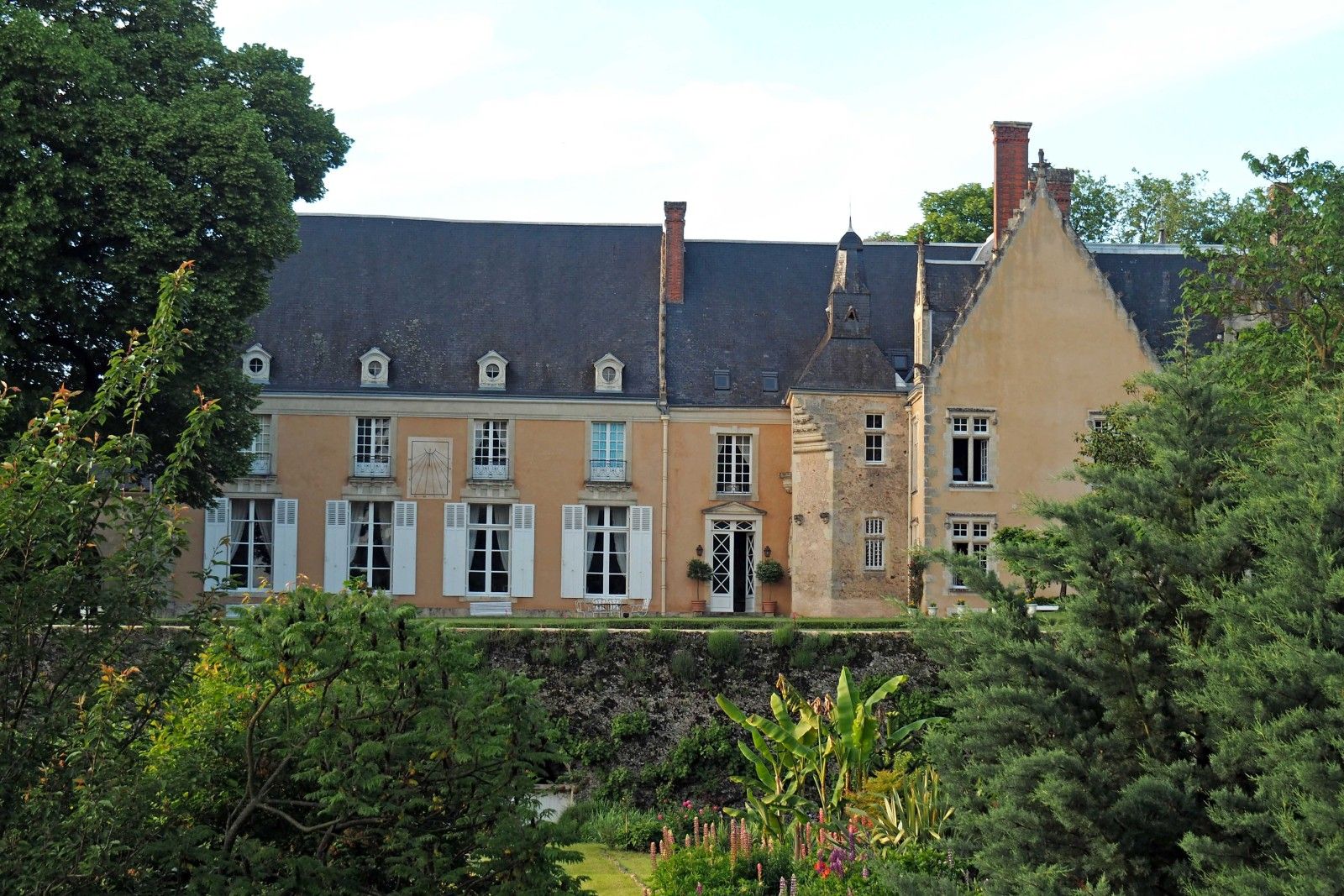 Authenticity and elegance in the Loire Valley, France - Photo 78