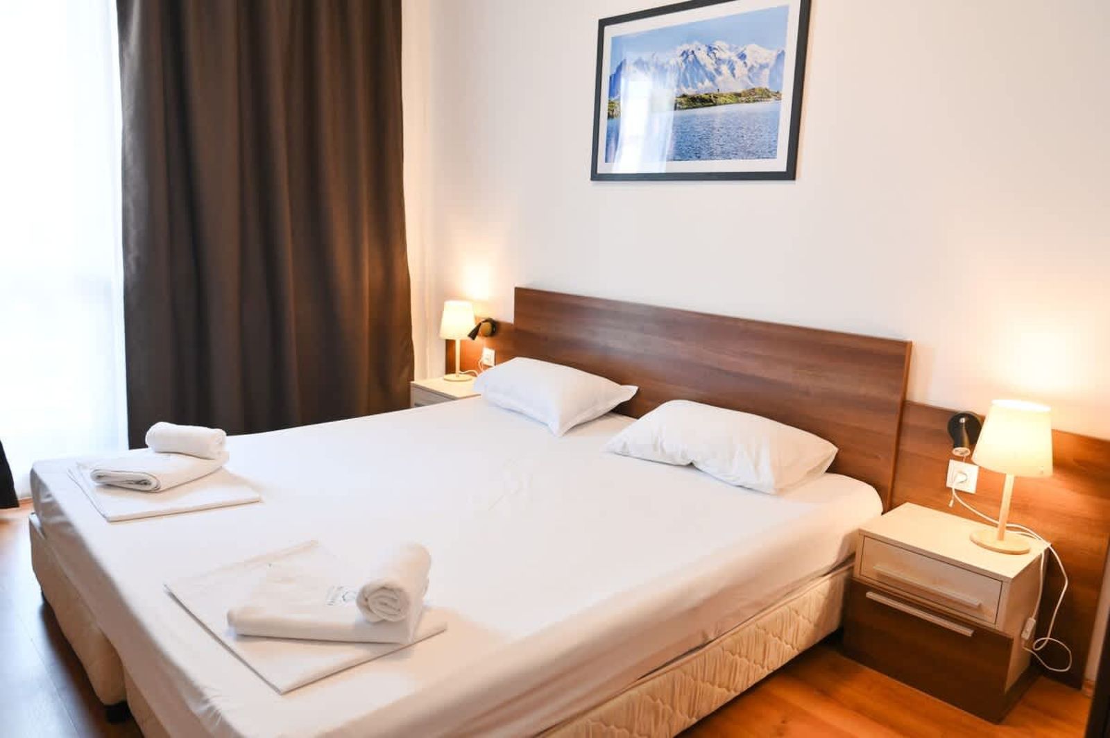 Cozy Flat with Pool &amp; Mountain Views, Near Gondola - Photo 5