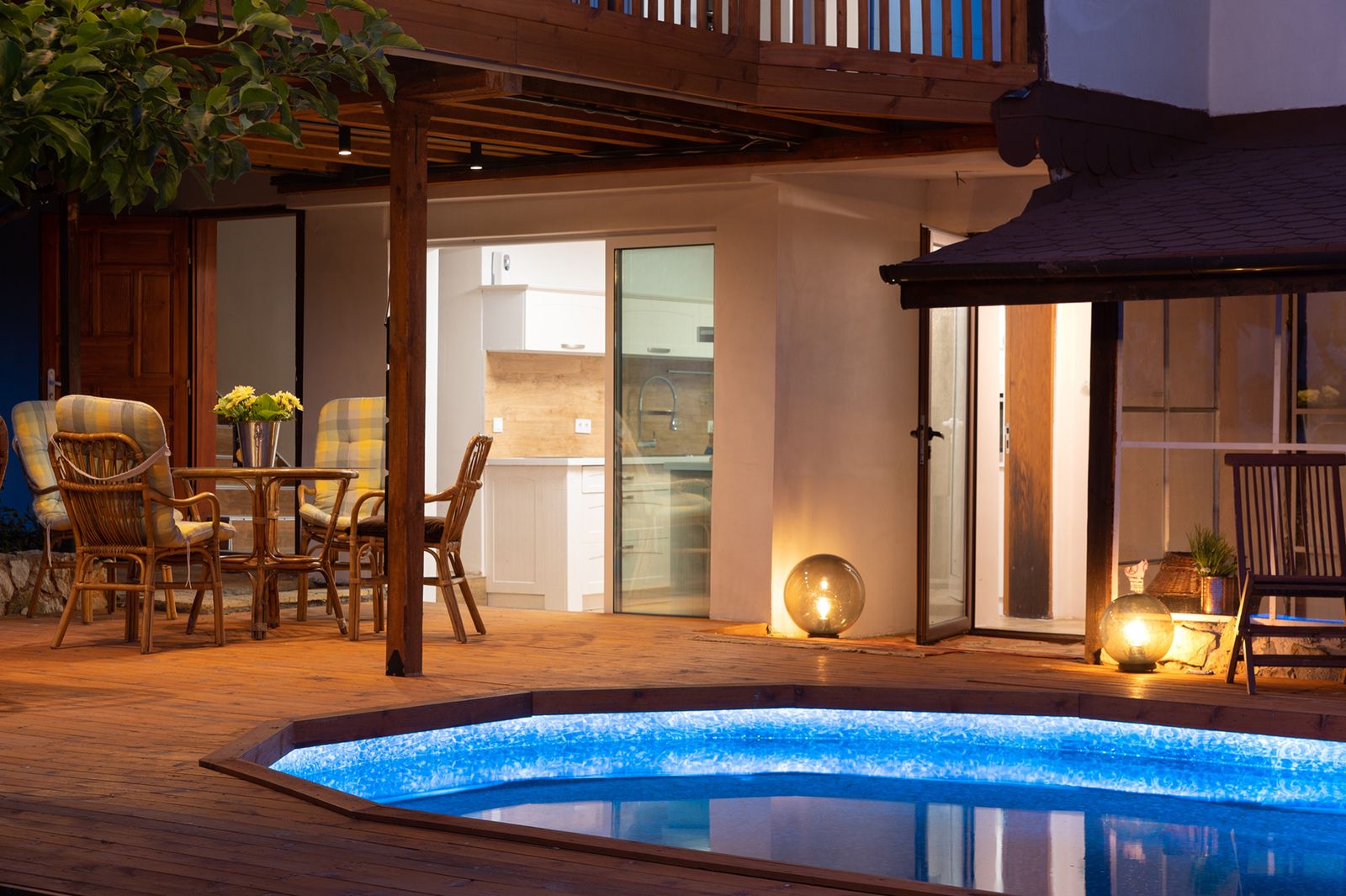 Modern and Cinematic Villa in the area of Sofia - Photo 33