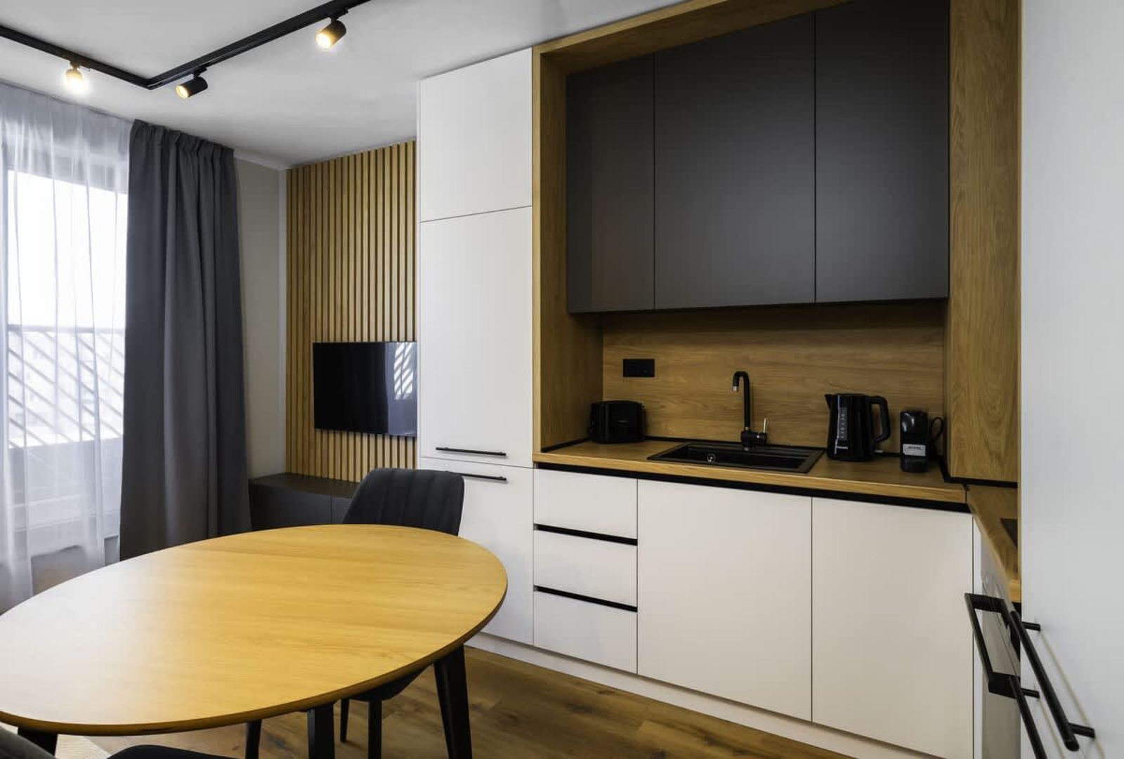 Aviva Living - 1BD Apartment - Photo 7