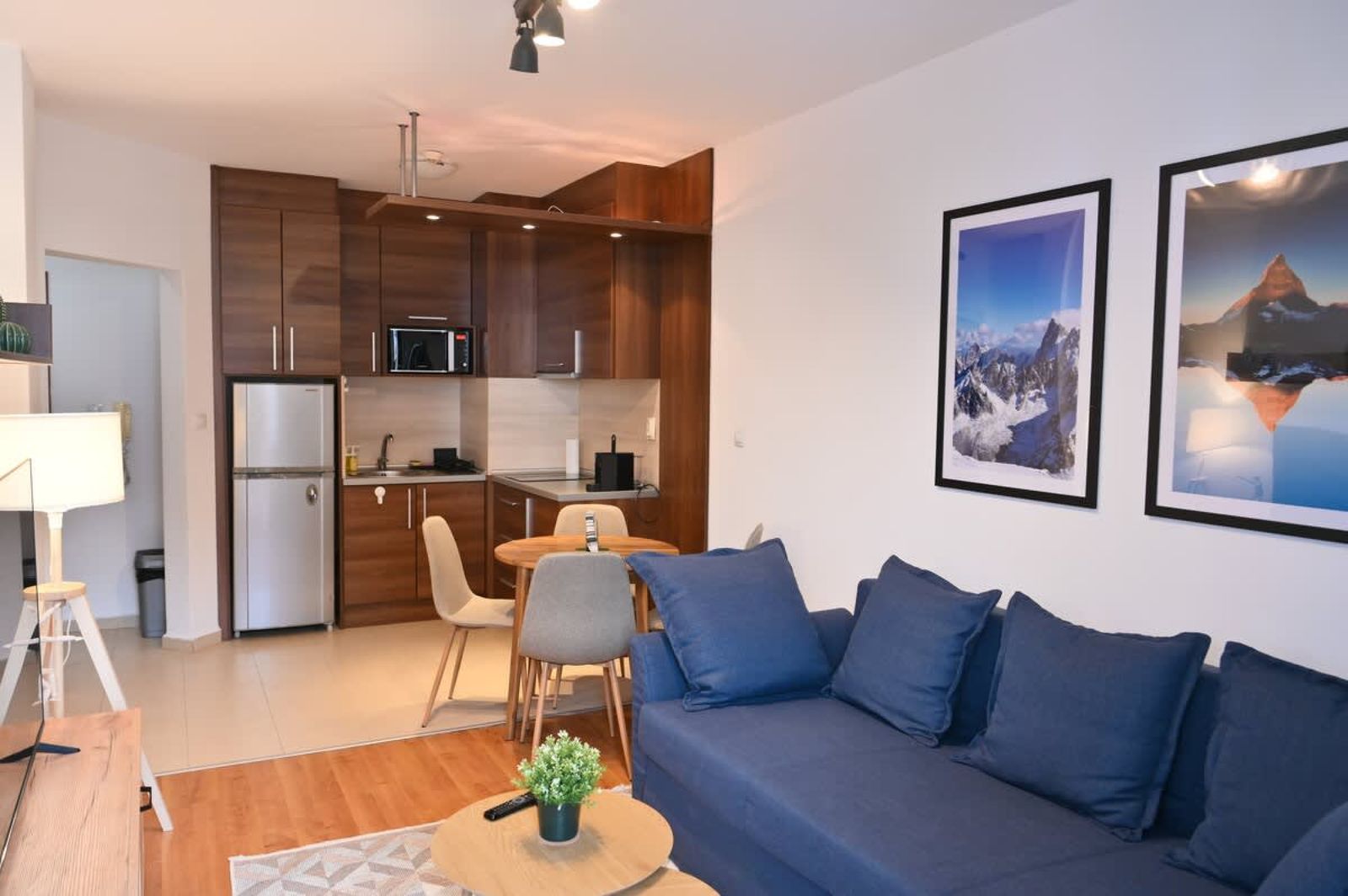 Cozy Flat with Pool &amp; Mountain Views, Near Gondola - Photo 3