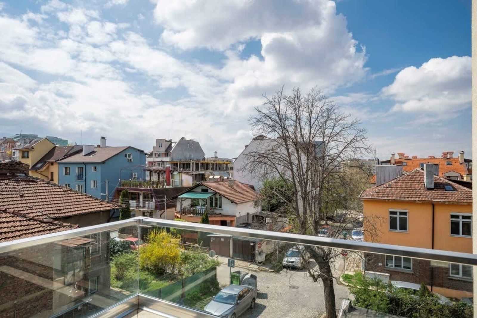 Bright and Cozy 1BD Apartment plus Desk - Photo 24