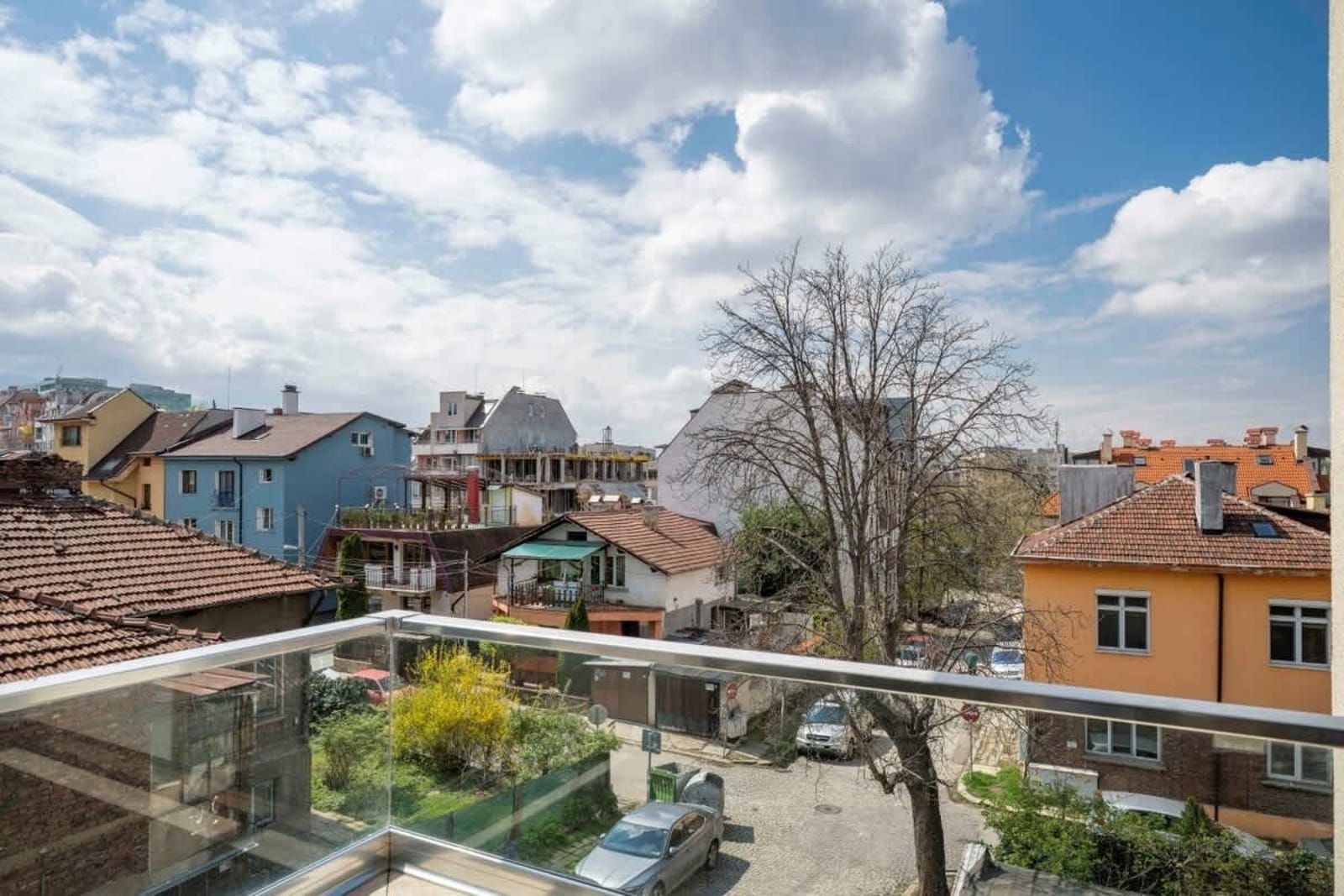 Bright and Cozy 1BD Apartment plus Desk - Photo 24