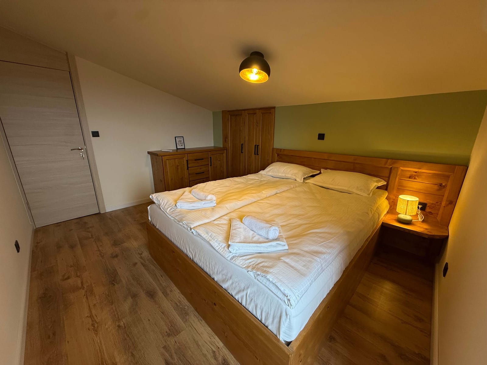 Detelina Mountain Retreat- 1-BR with Stunning View - Photo 4