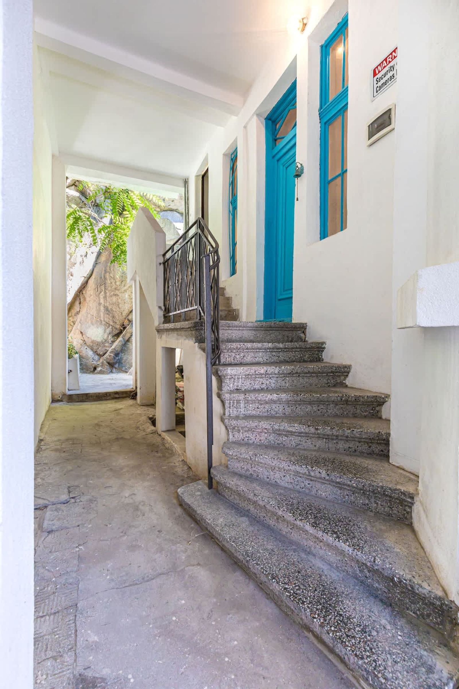 The Old Town Vintage 2-Bedroom Jewel - Photo 30