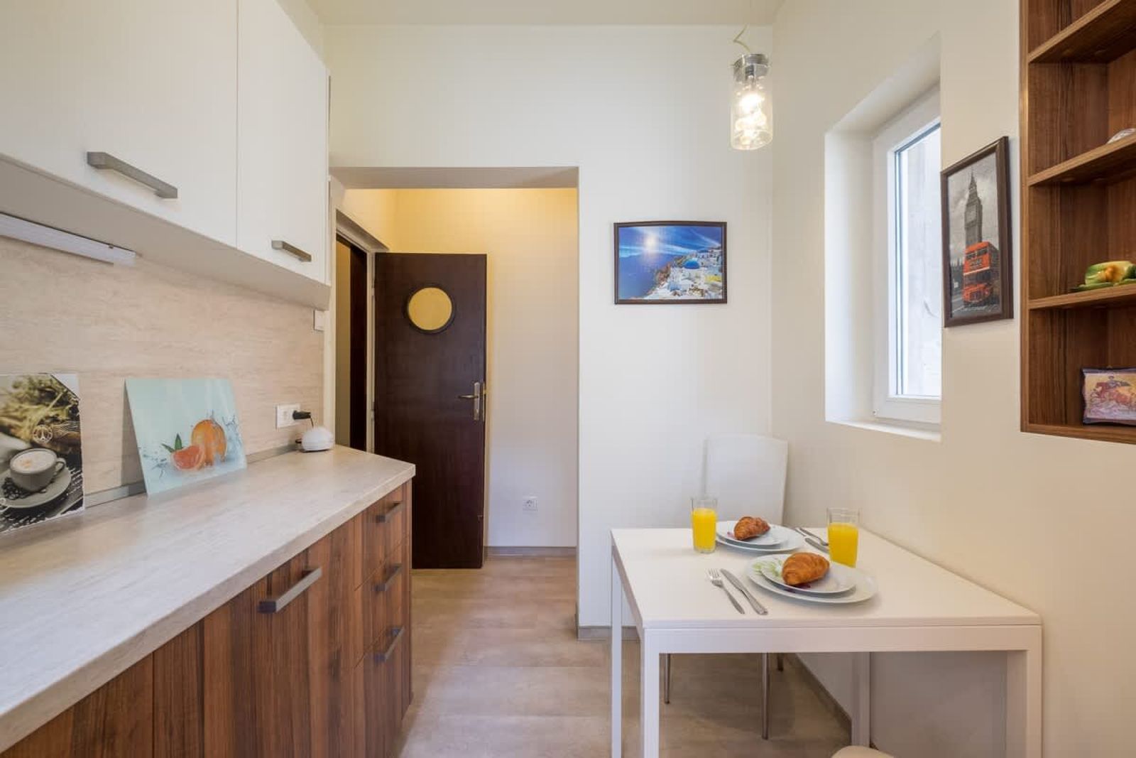 Very Central &amp; Aristocratic 2BDR w/ ACs - Photo 40