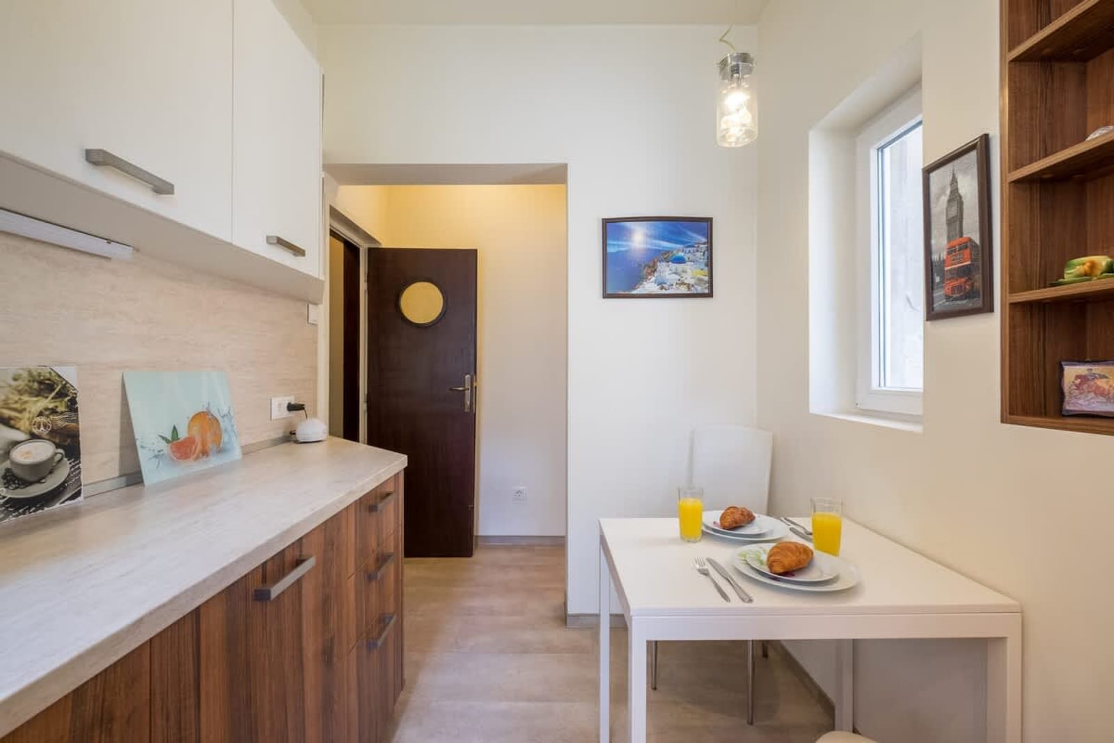 Very Central &amp; Aristocratic 2BDR w/ ACs - Photo 40